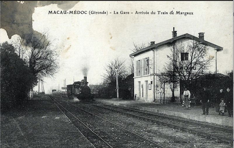 Gare-arrivee-du-train-de-Margaux